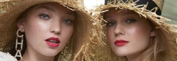 Estée Lauder Perfectionist Youth-Infusing Makeup Broad Spectrum SPF 25