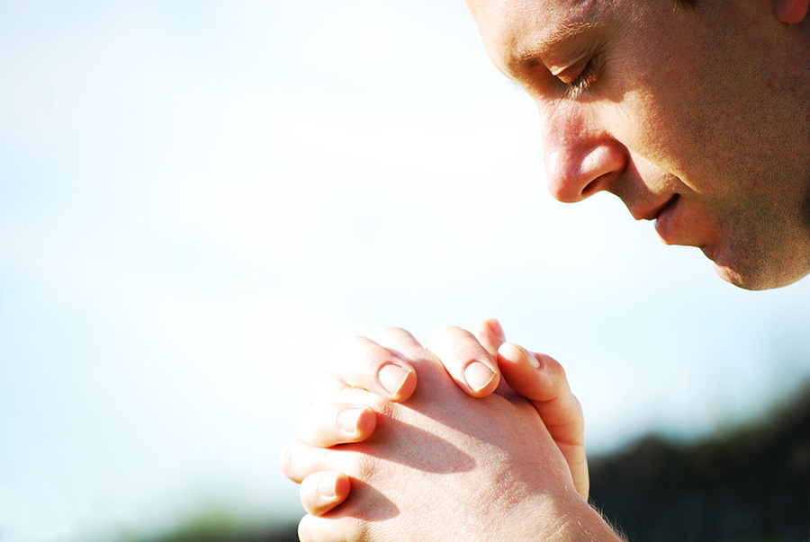 Как отвести беду с помощью сильной молитвы