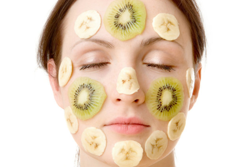 Натуральная маска из фруктов для увлажнения кожи лица