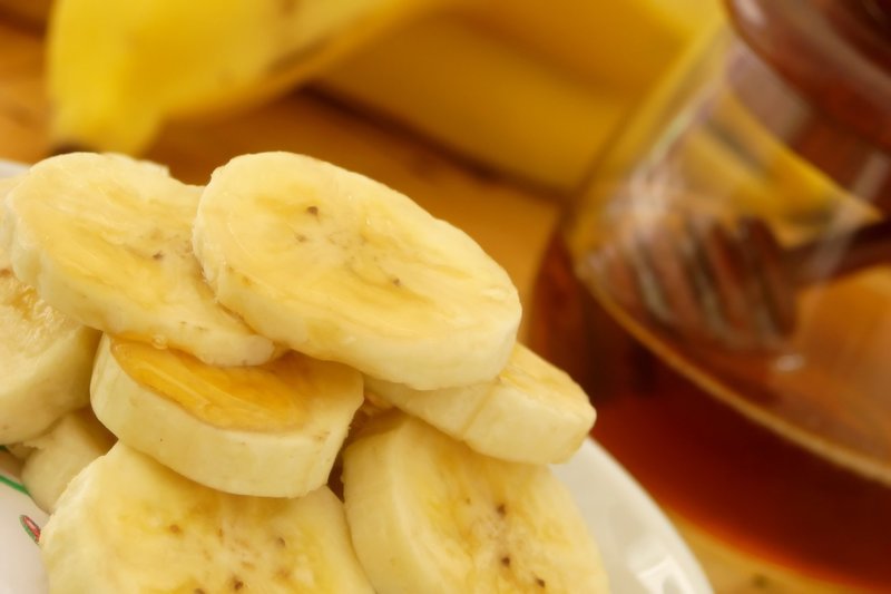 Ингредиенты для маски с медом и бананом