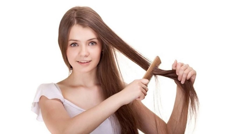Нанесение никотиновой кислоты на волосы улучшает их состояние