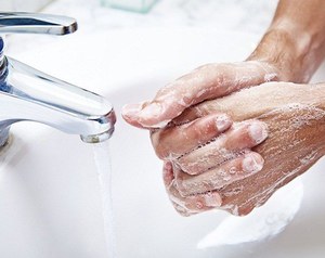 Описание возможных причин заболевания кожи рук