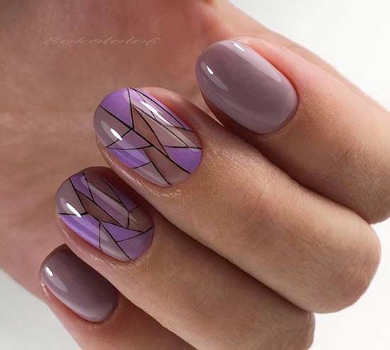Геометричный дизайн на овальных ногтях