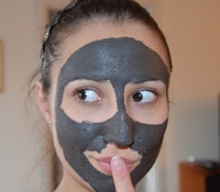 маску с мумие для лица от морщин держать на коже не более получаса